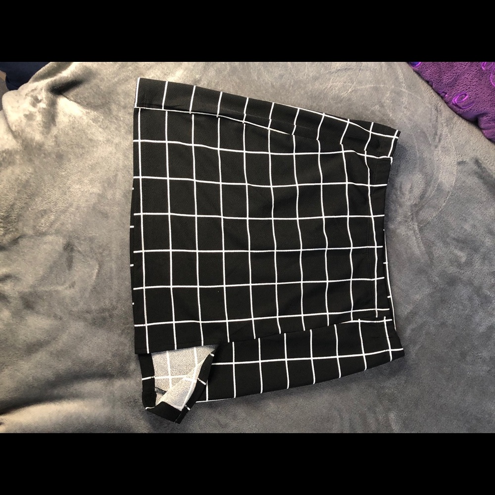 black and white skirt with slit